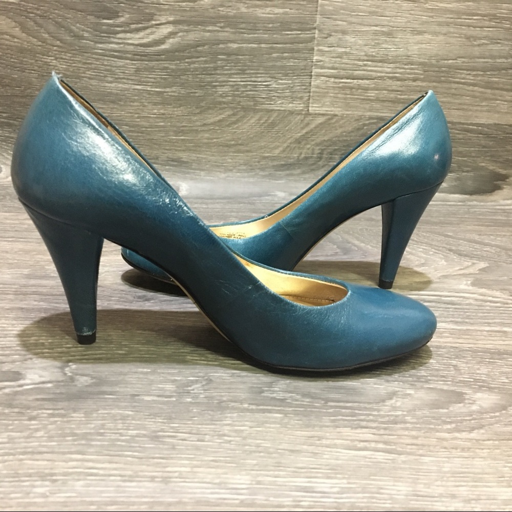 Antonio Melani Teal Blue LEATHER Pumps Sz 6